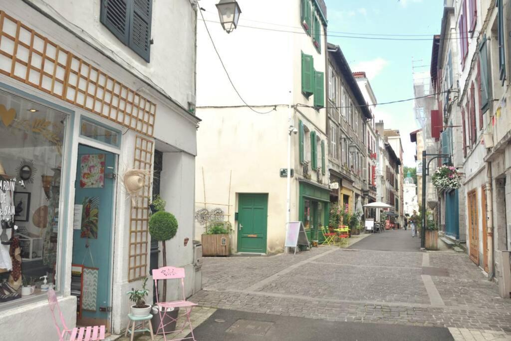 Duplex Avec Belle Terasse Au Centre De Bayonne Leilighet Eksteriør bilde